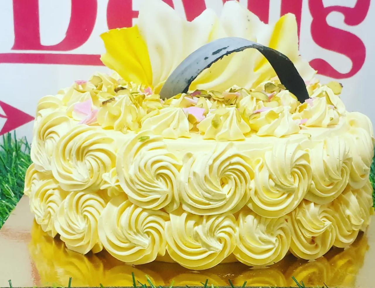 Two tiered Forest fruit cake | Fruit cake design, Fruit birthday cake, Cake